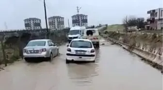 Adıyaman'da yol göle döndü