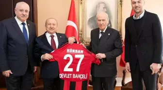 Burak Yılmaz'dan Devlet Bahçeli'ye sürpriz ziyaret