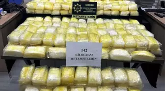 Cizre'de 142 kilo metamfetaminle yakalanan 2 zehir taciri tutuklandı