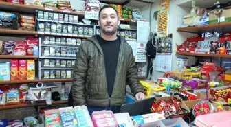 Dede mesleği Köy bakkalı hizmete devam ediyor