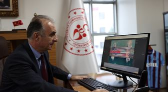 Edirne Gençlik ve Spor Müdürü Ak, AA'nın 'Yılın Kareleri' oylamasına katıldı