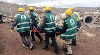 Gönüllülere arama ve kurtarma eğitimi verildi