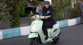 İran'da kadınlar artık motosiklet kullanabilecek
