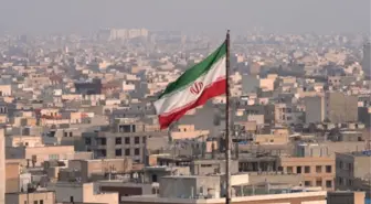 İran: Uranyum zenginleştirme oranını yüzde 20'ye düşürmek mümkün