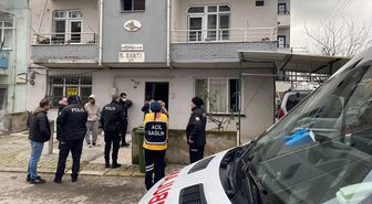 Komşuları ihbar etti, binadaki kötü koku ölümü ortaya çıkardı
