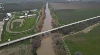 Kuruyan Gediz Nehri, yağışlar sonrası eski günlerine döndü