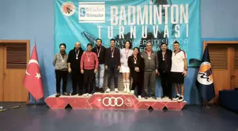 Niğdeli veteran badmintonculardan 14 madalya