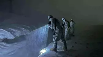 Soğuk ve kara rağmen Mehmetçik görevde