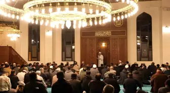 Terzibaba Mezarlığı Külliye Camii'nde Berat Kandili programı düzenlendi
