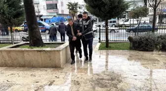 Tokat'ta kaçak göçmen taşıyan sürücüler tutuklandı