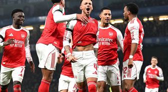 Arsenal, İngiltere Lig Kupası'nda finale yükseldi