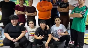 Bilecik'te halter sporcuları gücünü sınırların ötesine taşıyor