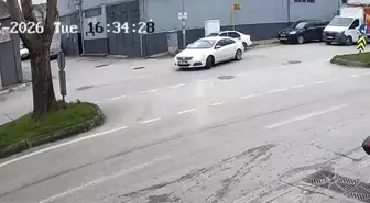 Bursa'da motosiklet sürücüsü ölümden böyle döndü