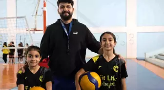 Depremden kurtuldular, sporla hayata tutundular