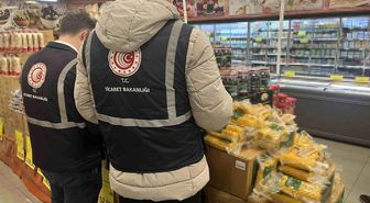İzmir'de Ramazan öncesi market denetimi