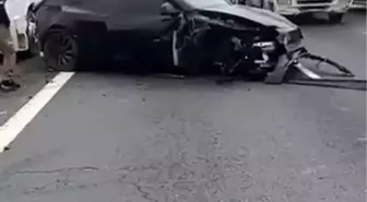 Otopilottaki Tesla karşı şeride daldı: O anlar kamerada