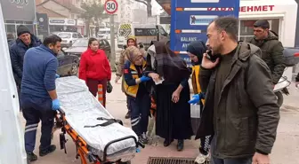 PTT Kargo minibüsünün çarptığı yaşlı kadın yaralandı