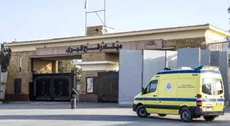 AB yetkilisi: 'Refah Sınır Kapısı'ndan dün çift yönlü 25'er kişi geçiş yaptı'