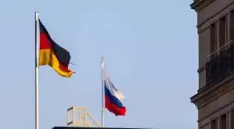 Almanya, Moskova'daki diplomatını sınır dışı eden Rusya'ya tepki