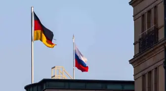 Almanya, Moskova'daki diplomatını sınır dışı eden Rusya'ya tepki