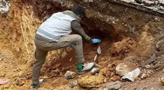 Yoldan geçen vatandaş fark etti, çalışmalar hemen durduruldu