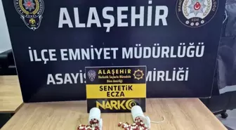 Aracında sentetik haplarla yakalanan genç tutuklandı