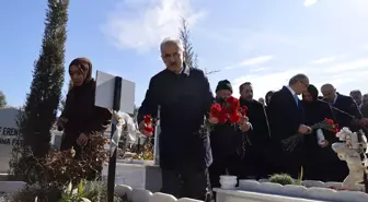 Bakan Uraloğlu, Malatya'da depremlerde hayatını kaybedenlerin kabirlerini ziyaret etti