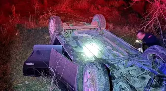 Bucak'ta otomobil takla attı: 2 yaralı