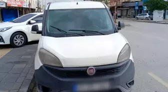 Çaldığı kamyonetle yakıt alıp turladı