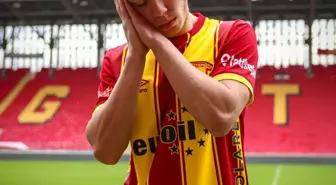 Göztepe, Filip Krastev'i transfer etti