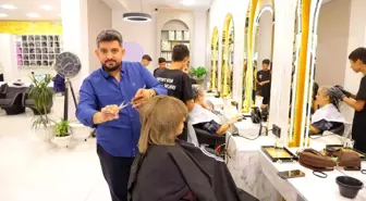 Gülerek uğurladığı müşterileri bir gün sonra enkaz altında kaldı