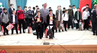 İstiklal Marşı'nı Güzel Okuma Yarışmasında Elif Filiz il birincisi