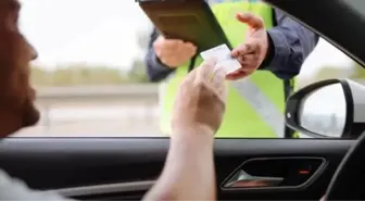 KARAYOLLARI TRAFİK KANUNU 2026: Trafik cezaları kanunu maddeleri ve içeriği neler? Yeni trafik cezalarının içeriği nedir, ne zaman yürürlüğe girecek?