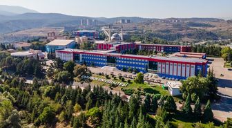 KBÜ, QS Avrupa 2026'da Türkiye'de 35'inci sıraya yükseldi