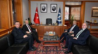 ÖSYM Başkanı Ersoy'dan Anadolu Üniversitesi Rektörü Adıgüzel'e ziyaret