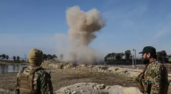 Suriye'deki Süleyman Şah Türbesi'nde mayın temizleme çalışmaları AA kameralarına yansıdı