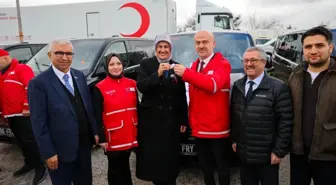 Türk Kızılay Karabük Şubesi'ne yeni hizmet aracı