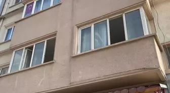 Komşuları haber alamayınca eve girildi! Çürümüş halde ölü bulundu