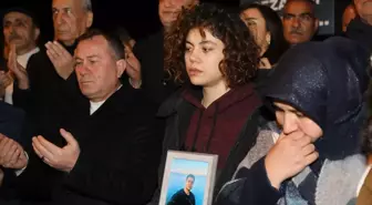 6 Şubat depremlerinin yıl dönümünde Nizip'te anma töreni düzenlendi