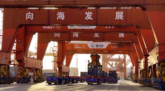 Albüm: Çin'in Tangshan Limanı'nın Dış Ticaret Kargo Hacmi 2025'te 380 Milyon Tonu Aştı