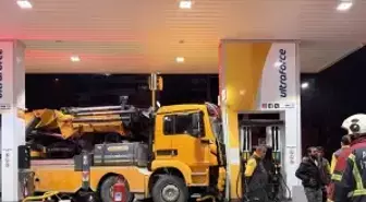 Aydın'da vincin akaryakıt pompasına çarpması sonucu hasar oluştu