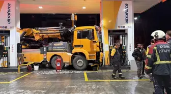 Aydın'da vincin akaryakıt pompasına çarpması sonucu hasar oluştu