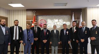 Bakan Göktaş, Türkiye Gaziler ve Şehit Aileleri Vakfı Genel Başkanı Aylar ile görüştü Açıklaması
