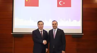 Bakan Kacır, Çin Uluslararası Ticareti Geliştirme Konseyi Başkanı Ren Hongbin ile bir araya geldi Açıklaması