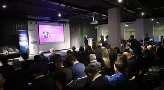 Bakü'de, Azerbaycan-Türkiye Dijital Dönüşüm İş Forumu düzenlendi