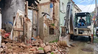 Balıkesir'deki sağanak yağış yaşamı olumsuz etkiledi