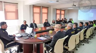 Bilecik emniyetinde haftalık genel değerlendirme toplantısı