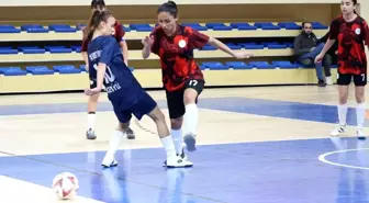 Bilecik'te Genç Kız Futsal Müsabakaları devam ediyor