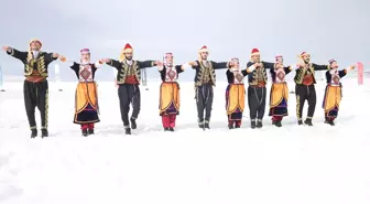 Çıldır Gölü'nde 'Buz Şenliği' düzenlendi