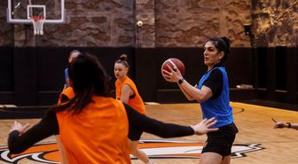 ÇİMSA ÇBK Mersin, FIBA Kadınlar Avrupa Kupası'nda yarı final hesapları yapıyor